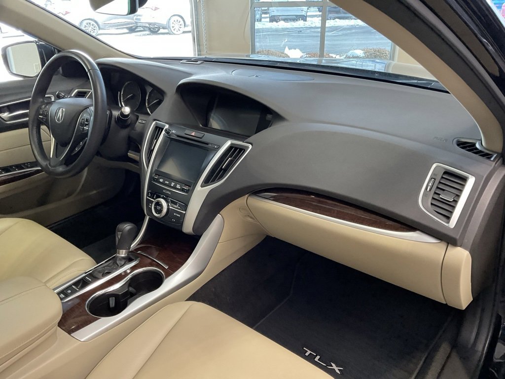 Certified 2018 Acura TLX image 18