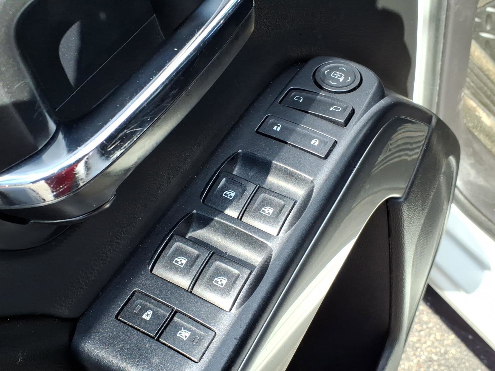 Used 2017 Chevrolet Silverado 1500 LT w/ All Star Edition image 5