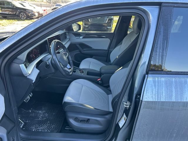 Used 2026 Volkswagen Tiguan SE R-Line FWD image 5