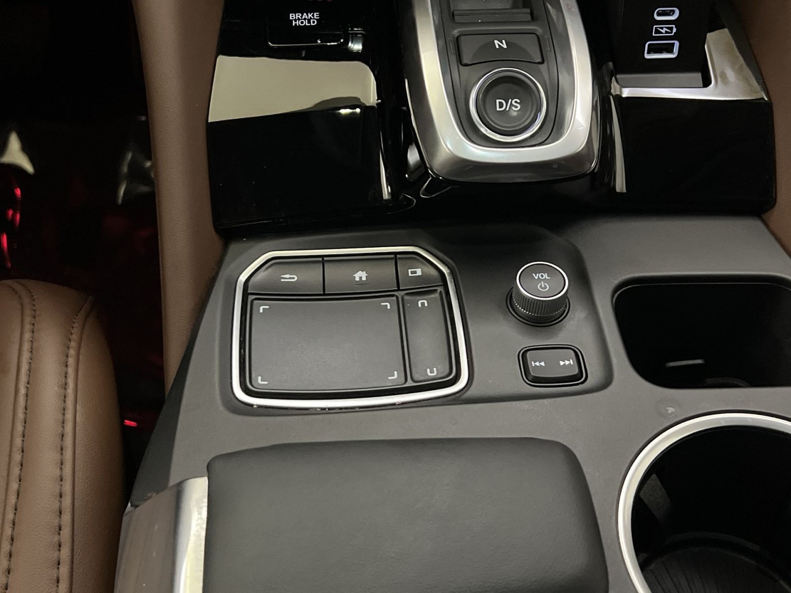 Used 2023 Acura MDX SH-AWD w/ Technology Package image 33
