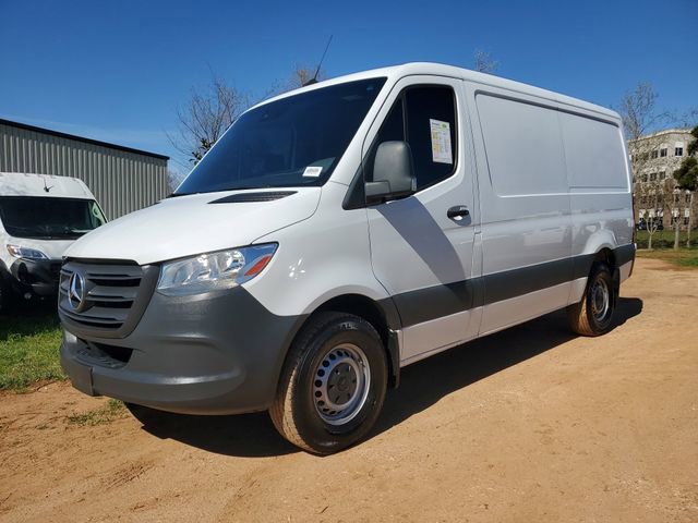 Used 2021 Mercedes-Benz Sprinter 144 Cargo image 3