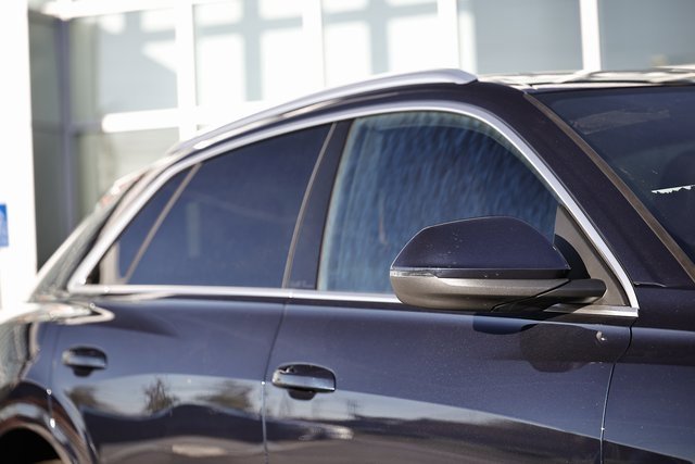 New 2026 Audi Q8 Premium image 3