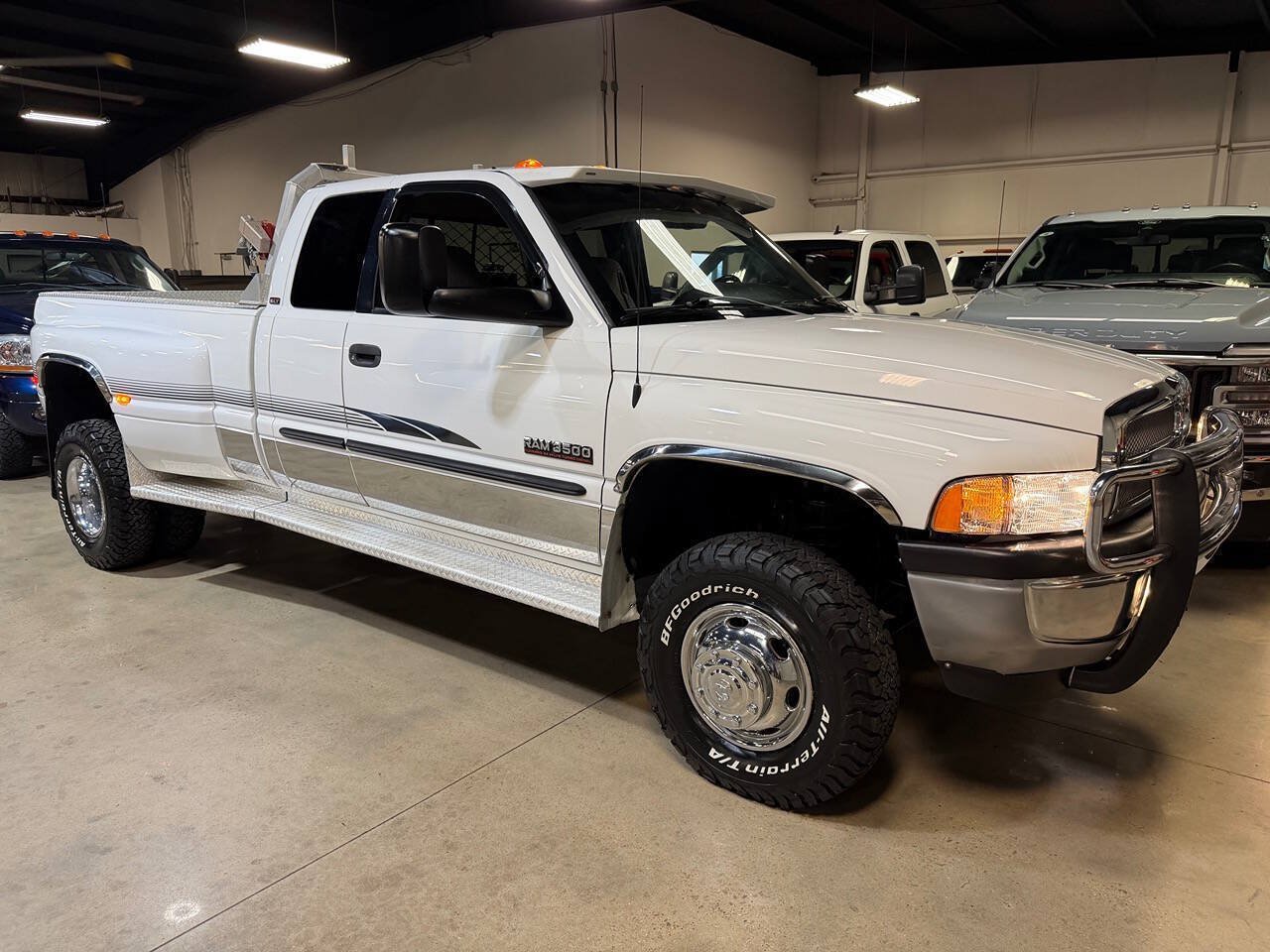 Used 2001 Dodge Ram 3500 Truck 4x4 Quad Cab image 1