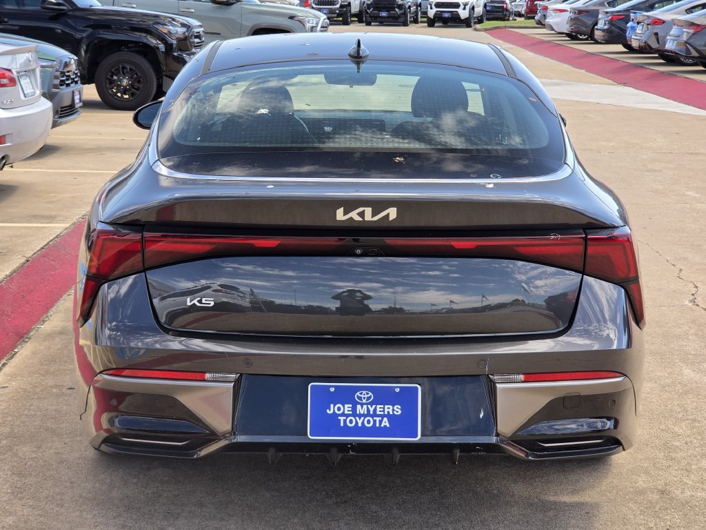 Used 2025 Kia K5 LXS FWD image 8