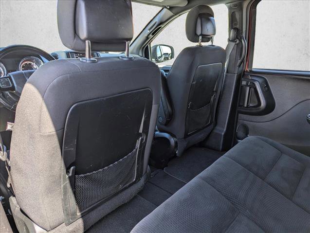 Used 2018 Dodge Grand Caravan SE image 22