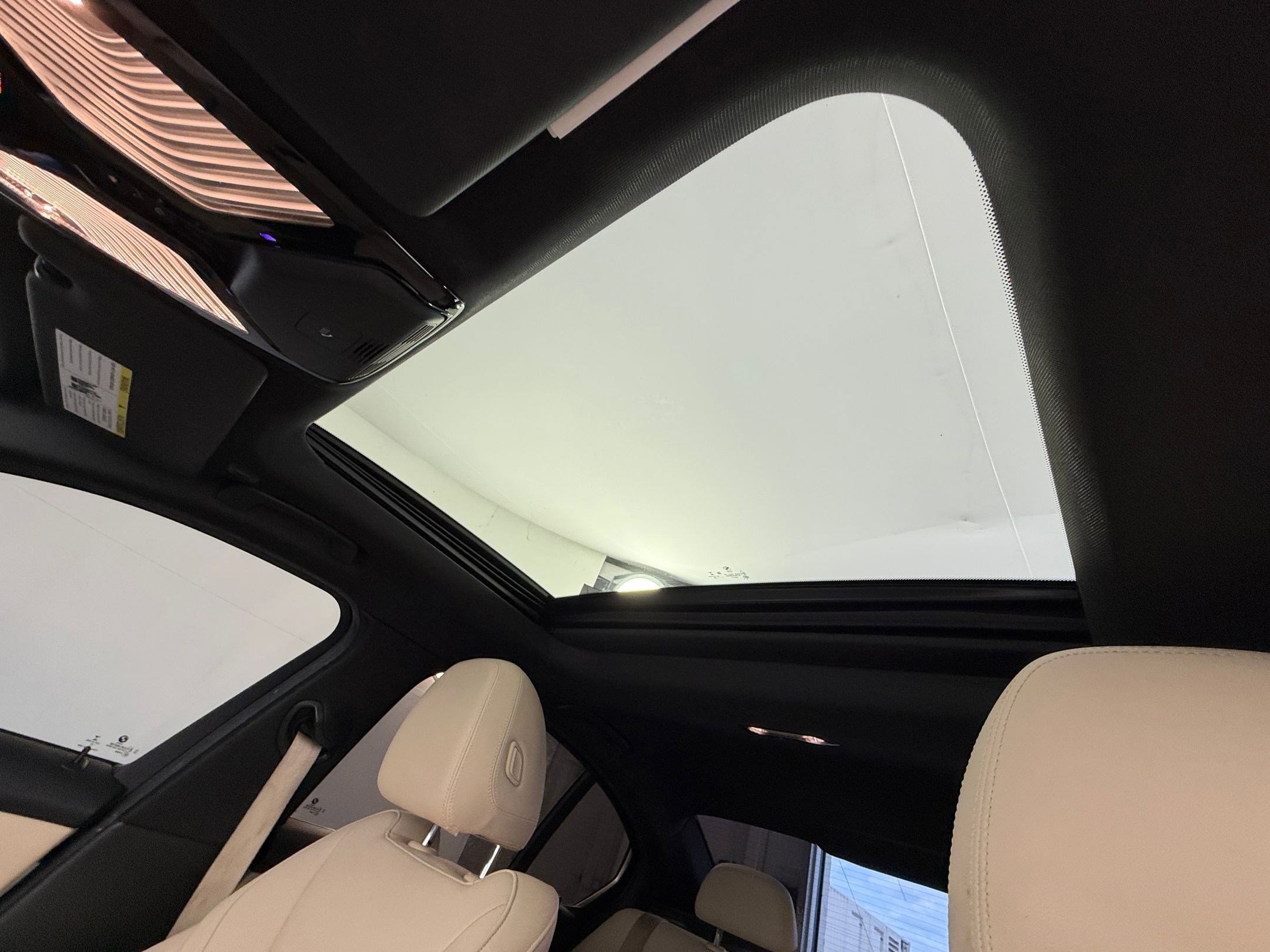 Used 2020 BMW 330i Sedan RWD image 14