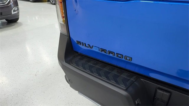 New 2026 Chevrolet Silverado EV Trail Boss image 6