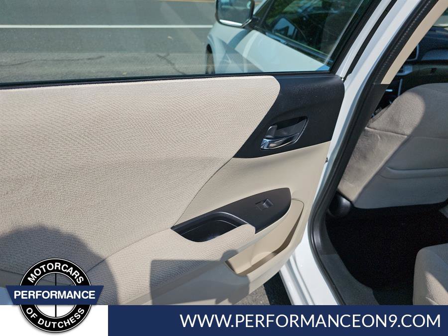 Used 2013 Honda Accord LX image 26