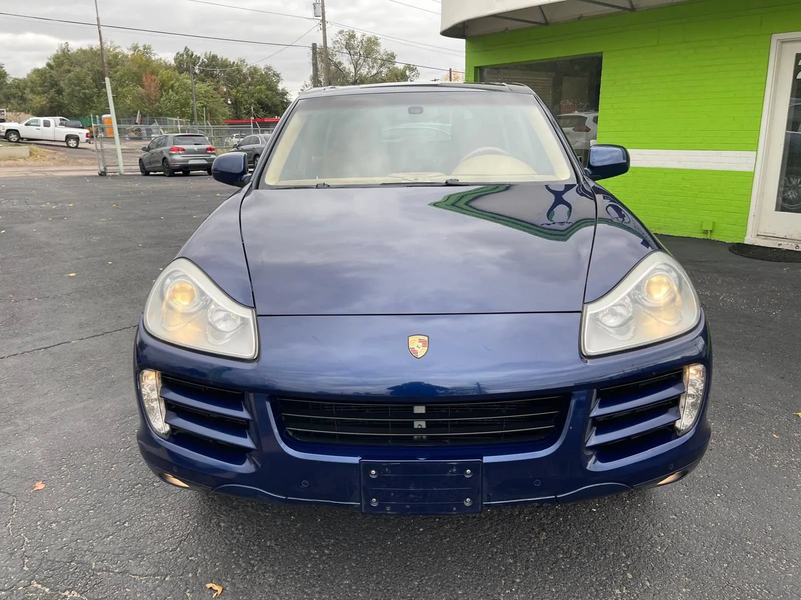 Used 2010 Porsche Cayenne AWD/4WD image 3