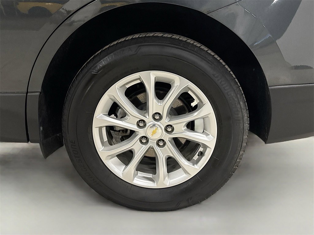 Used 2021 Chevrolet Equinox LS image 28