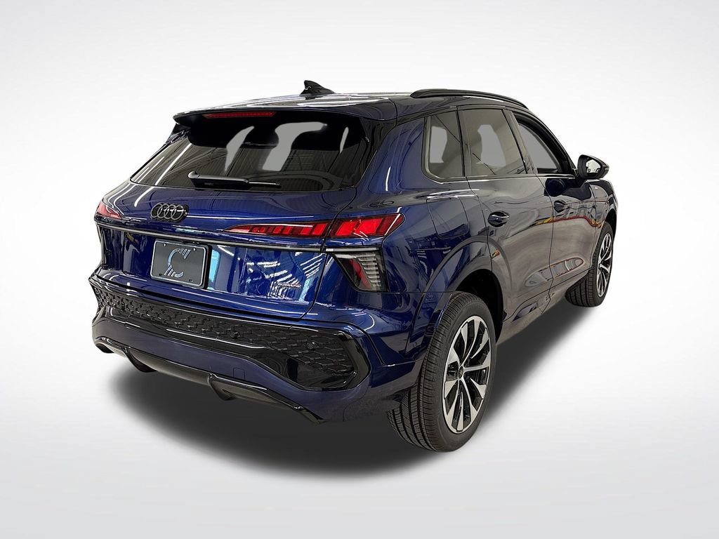 New 2026 Audi Q3 quattro 2.0T AWD/4WD image 5
