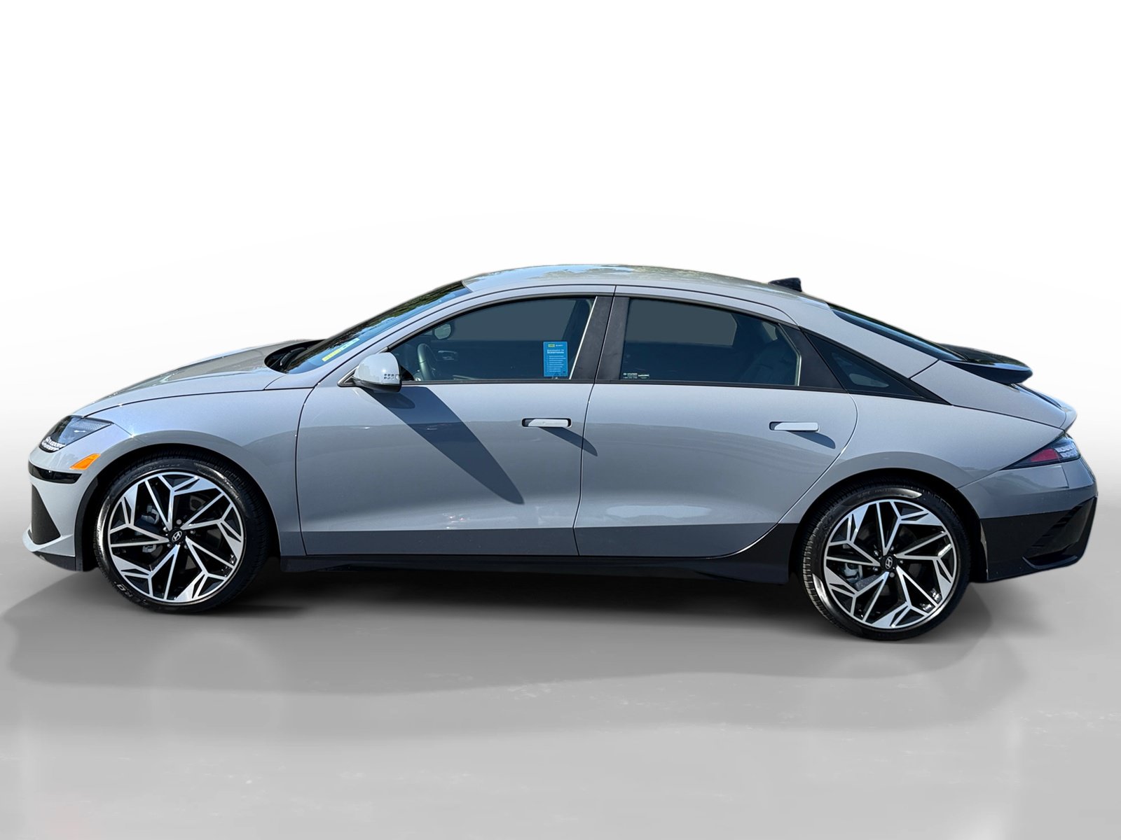 Certified 2024 Hyundai Ioniq 6 SEL RWD image 2