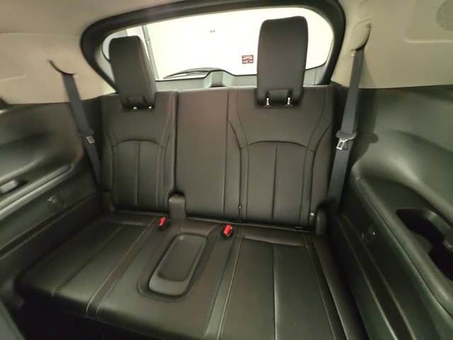 Used 2025 INFINITI QX60 Luxe AWD/4WD image 18