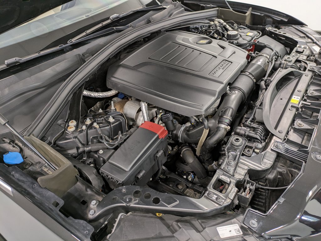 Used 2021 Jaguar F-PACE S image 30