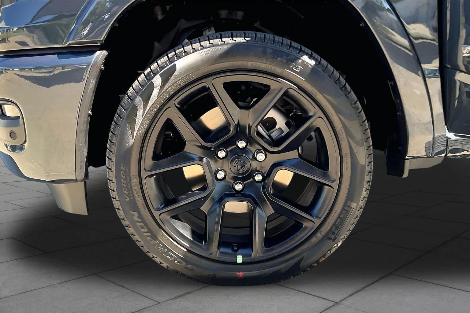 New 2027 RAM 1500 Laramie AWD/4WD image 11
