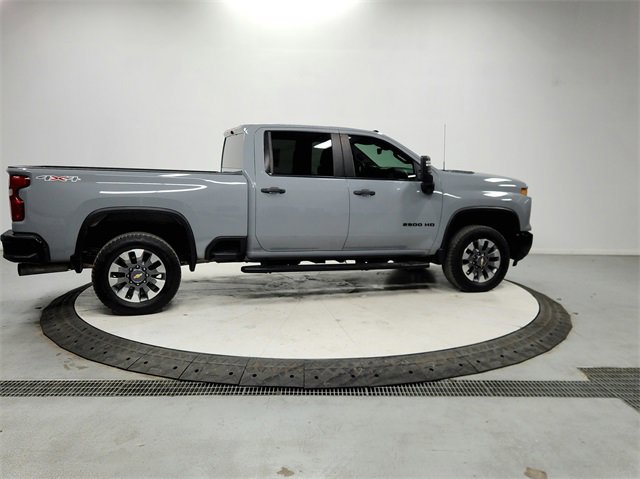 Used 2024 Chevrolet Silverado 2500 Custom w/ Custom Value Package image 8