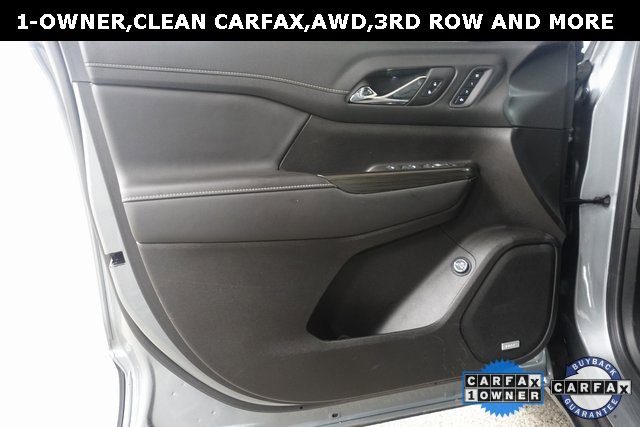 Used 2023 GMC Acadia SLT w/ Technology Package image 9