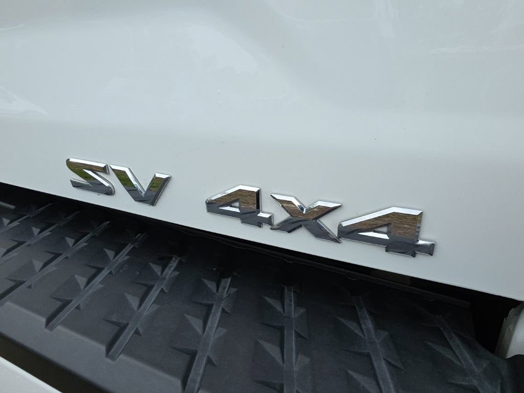 Used 2023 Nissan Titan SV w/ SV Convenience Package image 14