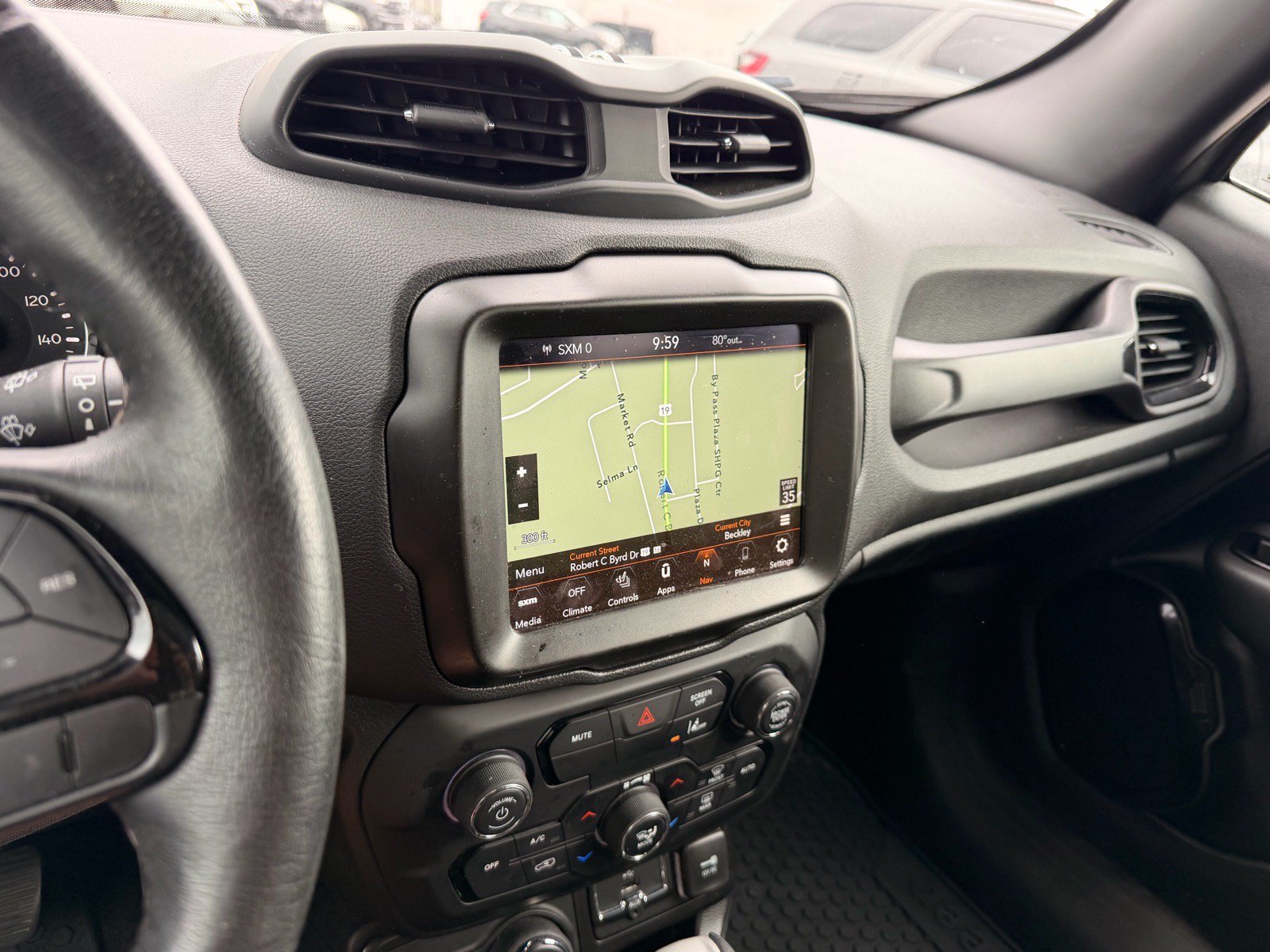 Used 2022 Jeep Renegade Altitude w/ Convenience Group AWD/4WD image 16