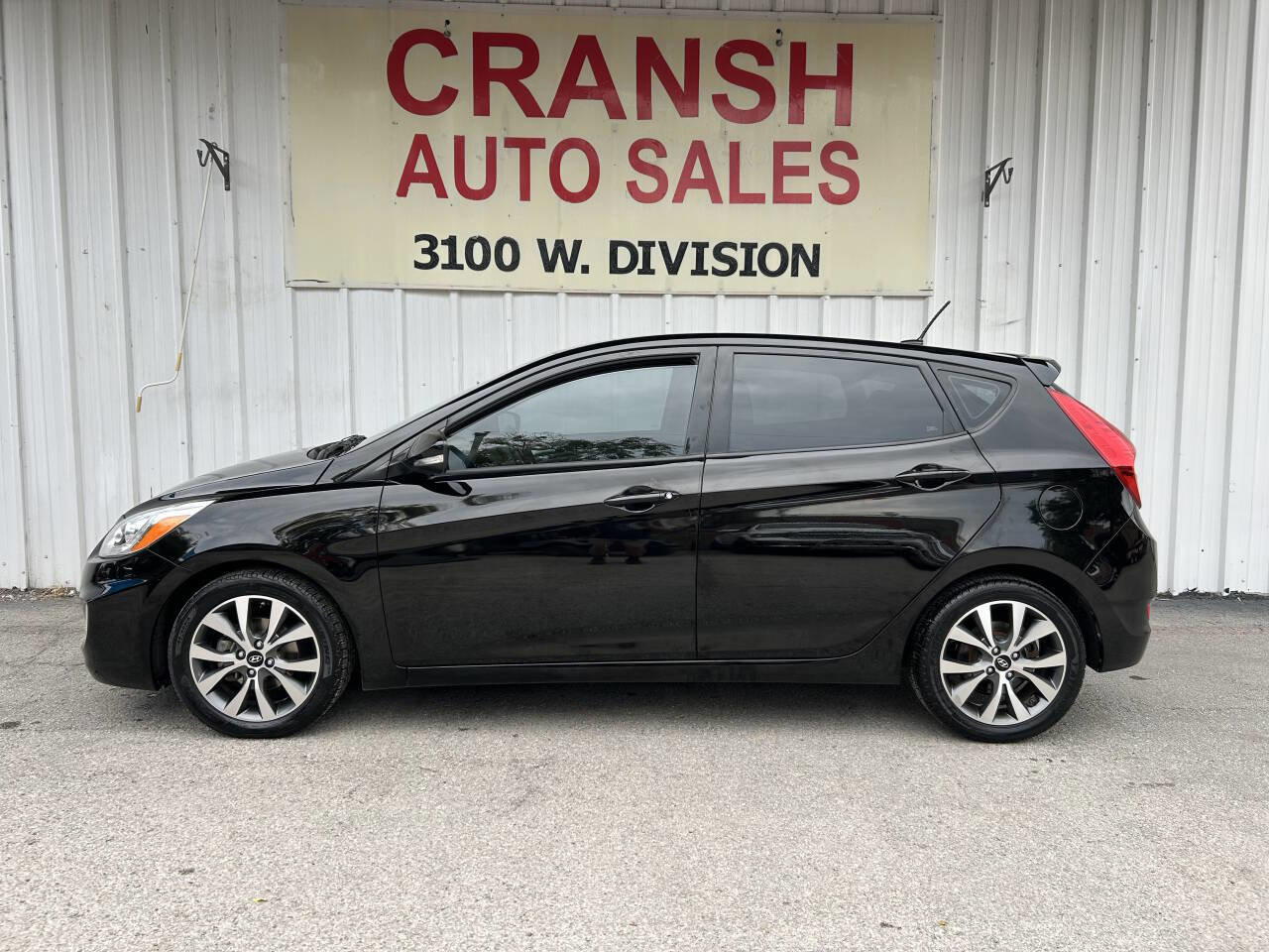 Used 2016 Hyundai Accent Sport image 5