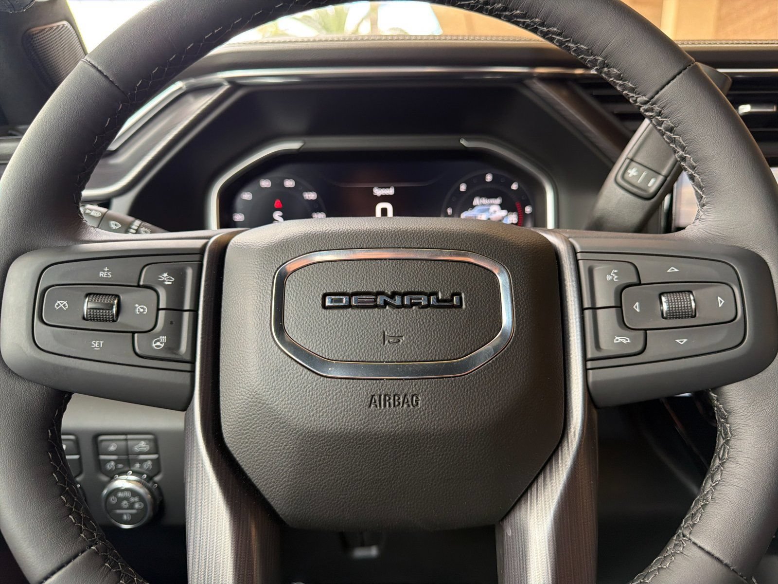 New 2026 GMC Sierra 2500 Denali Ultimate AWD/4WD image 21