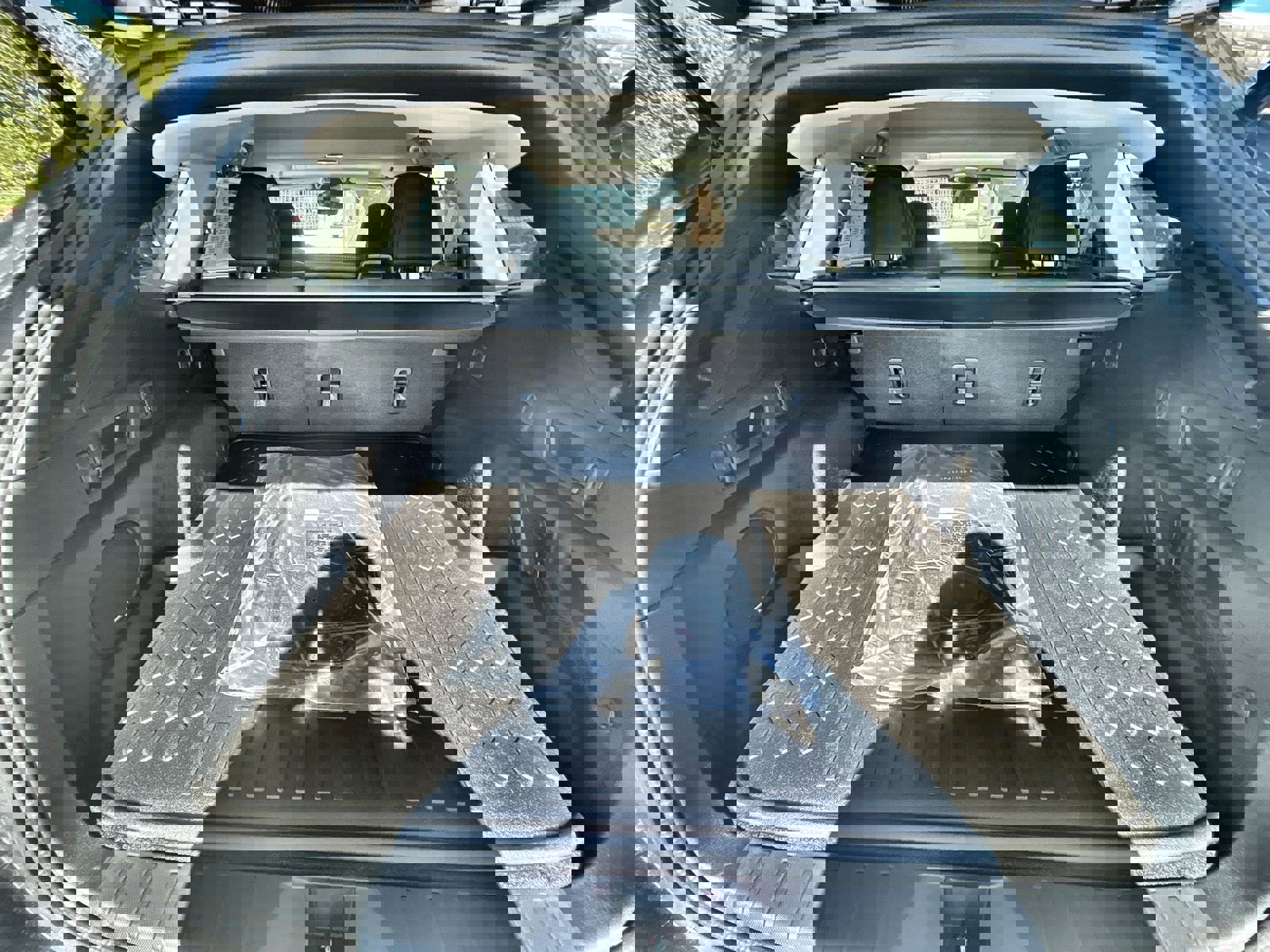 New 2025 Subaru Outback Touring XT image 28