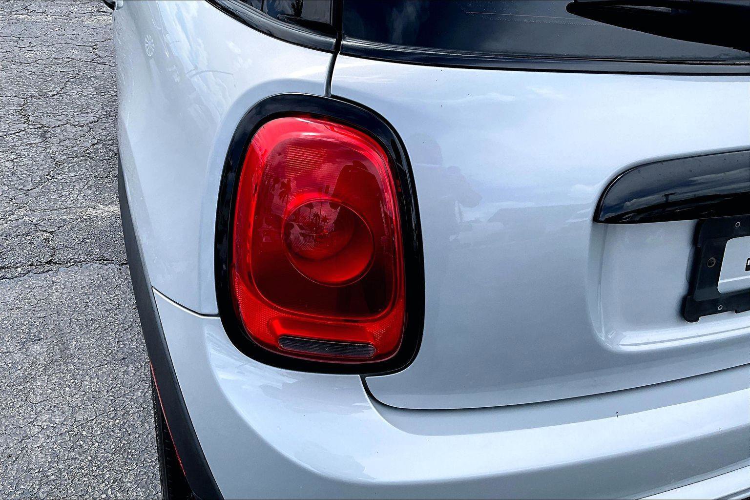 Used 2016 MINI Cooper S image 22