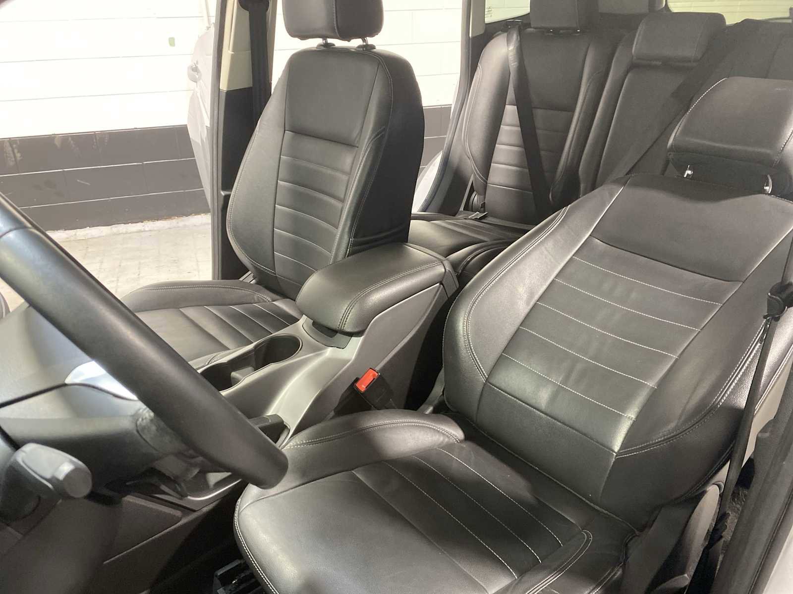 Used 2014 Ford Escape SE w/ Equipment Group 201A image 11