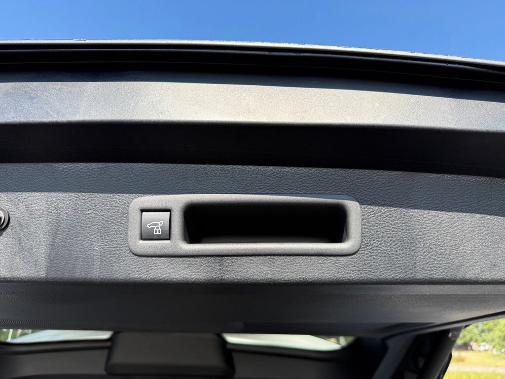Certified 2026 Toyota Sienna XLE AWD/4WD image 40