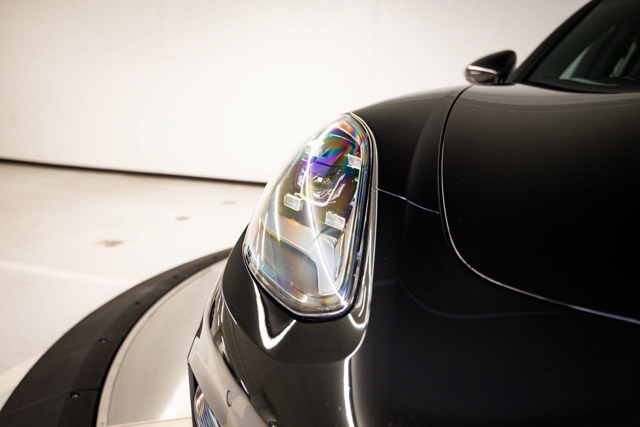 Certified 2023 Porsche Panamera image 13