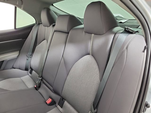 Used 2023 Toyota Camry LE FWD image 13