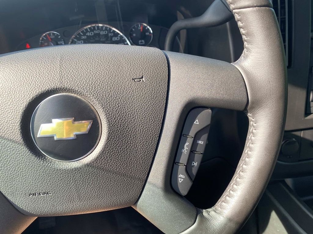 Used 2021 Chevrolet Express 2500 w/ Driver Convenience Package RWD image 32