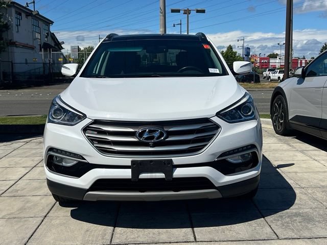 Used 2018 Hyundai Santa Fe Sport w/ Cargo Package AWD/4WD image 4