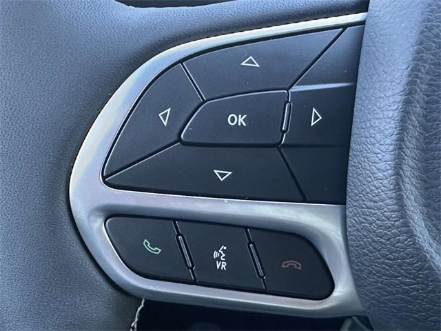 New 2025 Chrysler Pacifica Select image 11