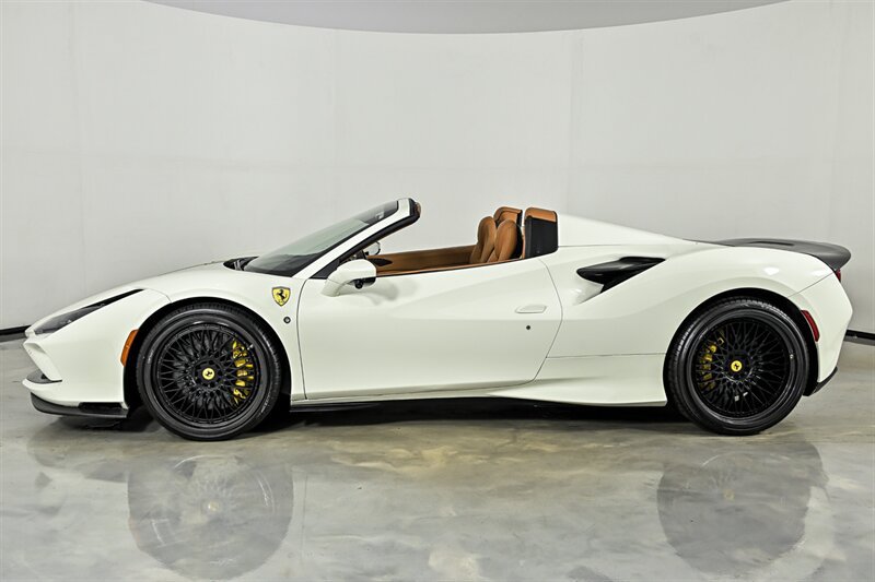Used 2022 Ferrari F8 Tributo RWD image 7