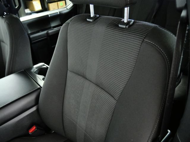 Used 2017 Ford F150 XLT w/ Equipment Group 302A Luxury AWD/4WD image 21