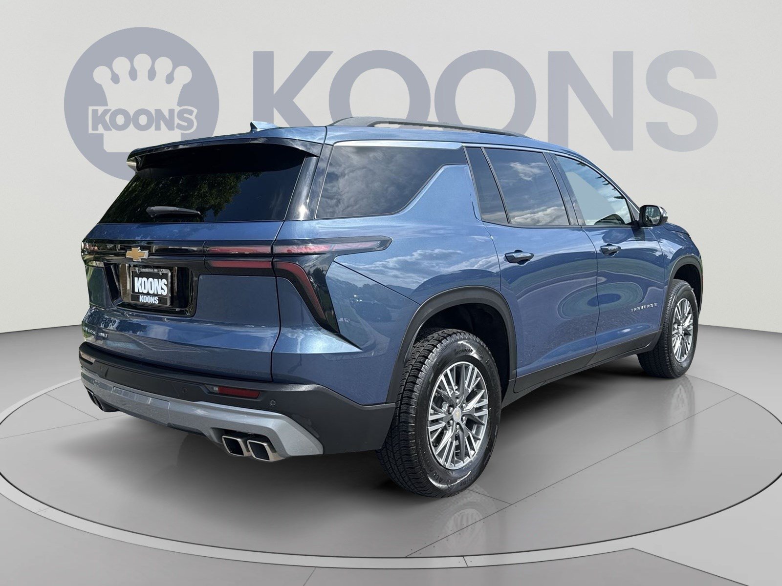 Used 2025 Chevrolet Traverse LT AWD/4WD image 7
