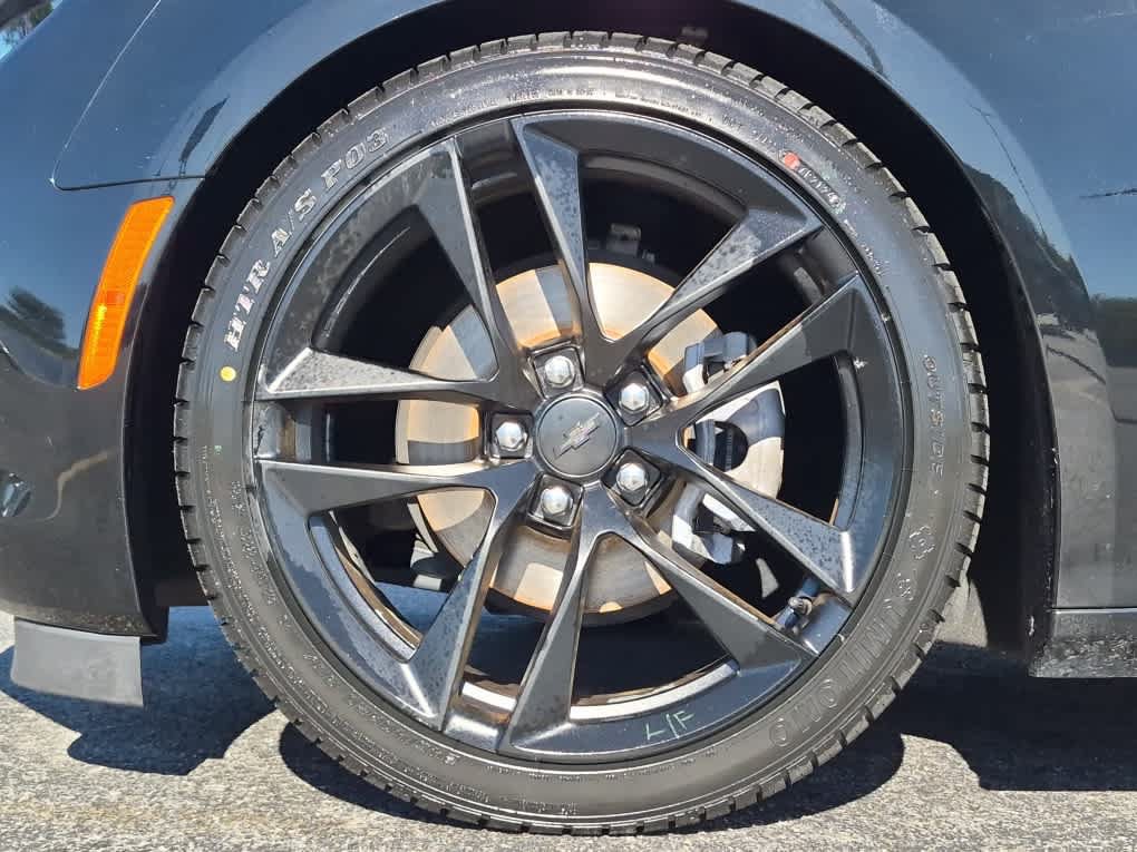 Used 2023 Chevrolet Camaro LT w/ RS Package RWD image 7