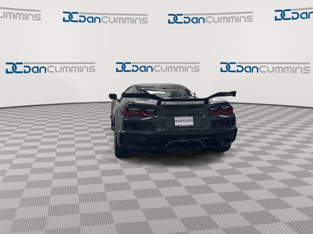 New 2027 Chevrolet Corvette Z06 RWD image 7