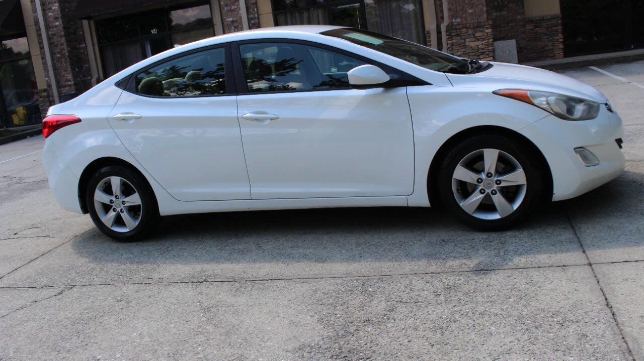 Used 2013 Hyundai Elantra GLS w/ Preferred Pkg image 7