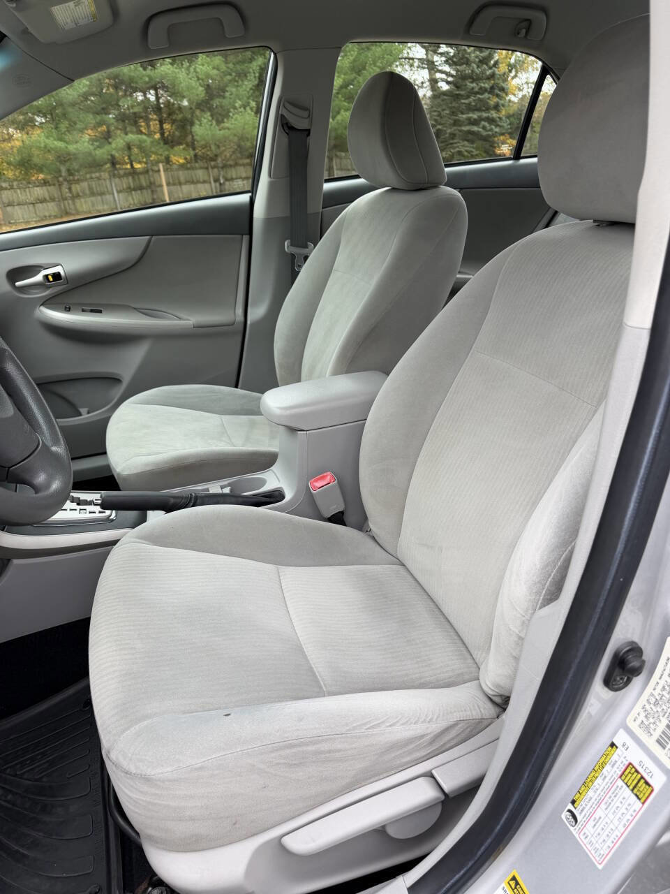 Used 2010 Toyota Corolla LE image 17