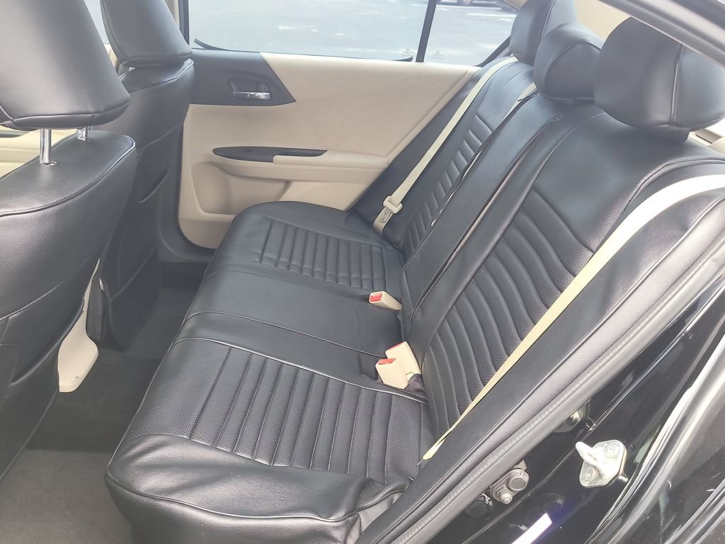 Used 2013 Honda Accord LX image 9