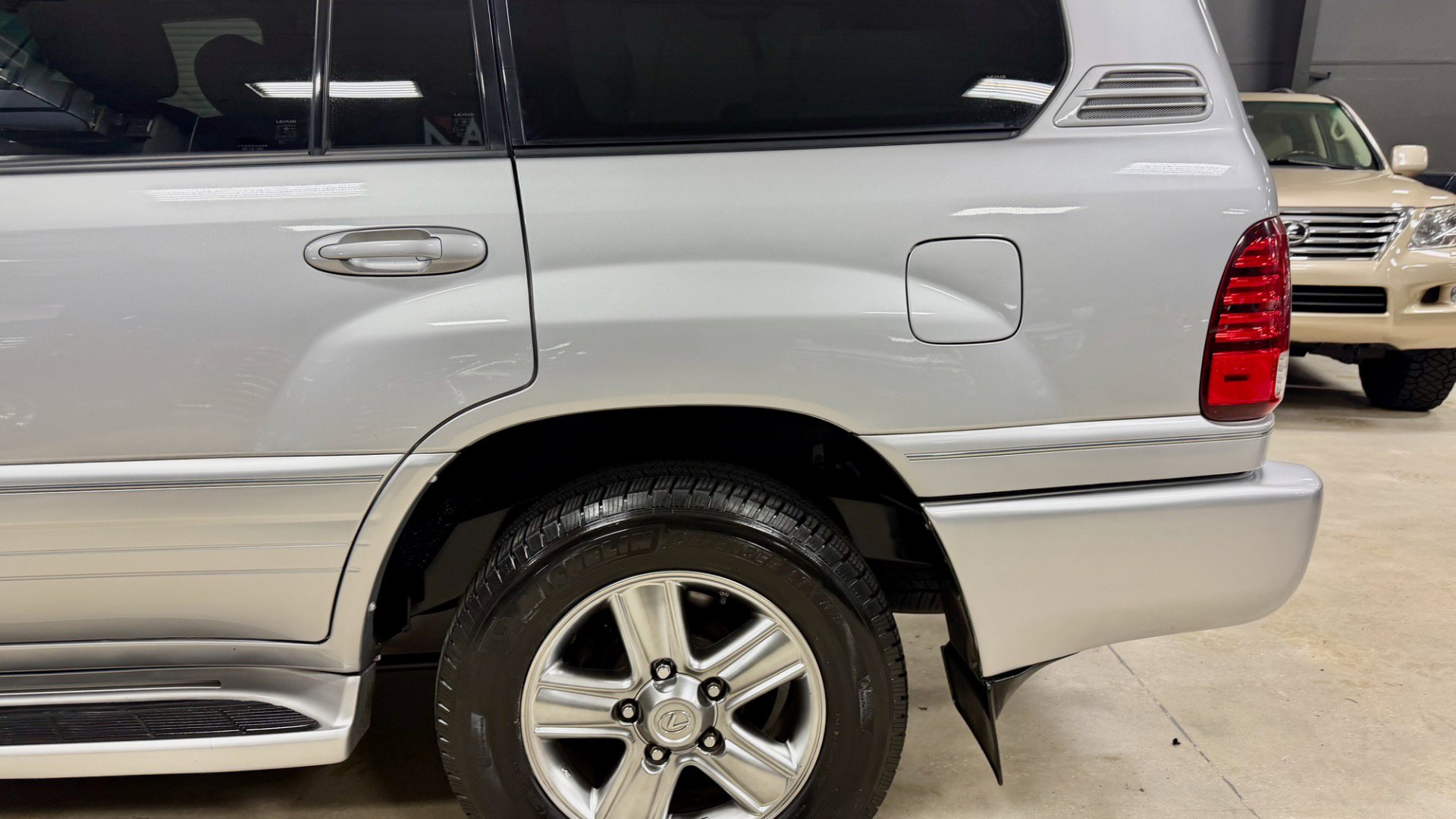 Used 2007 Lexus LX 470 4WD image 13