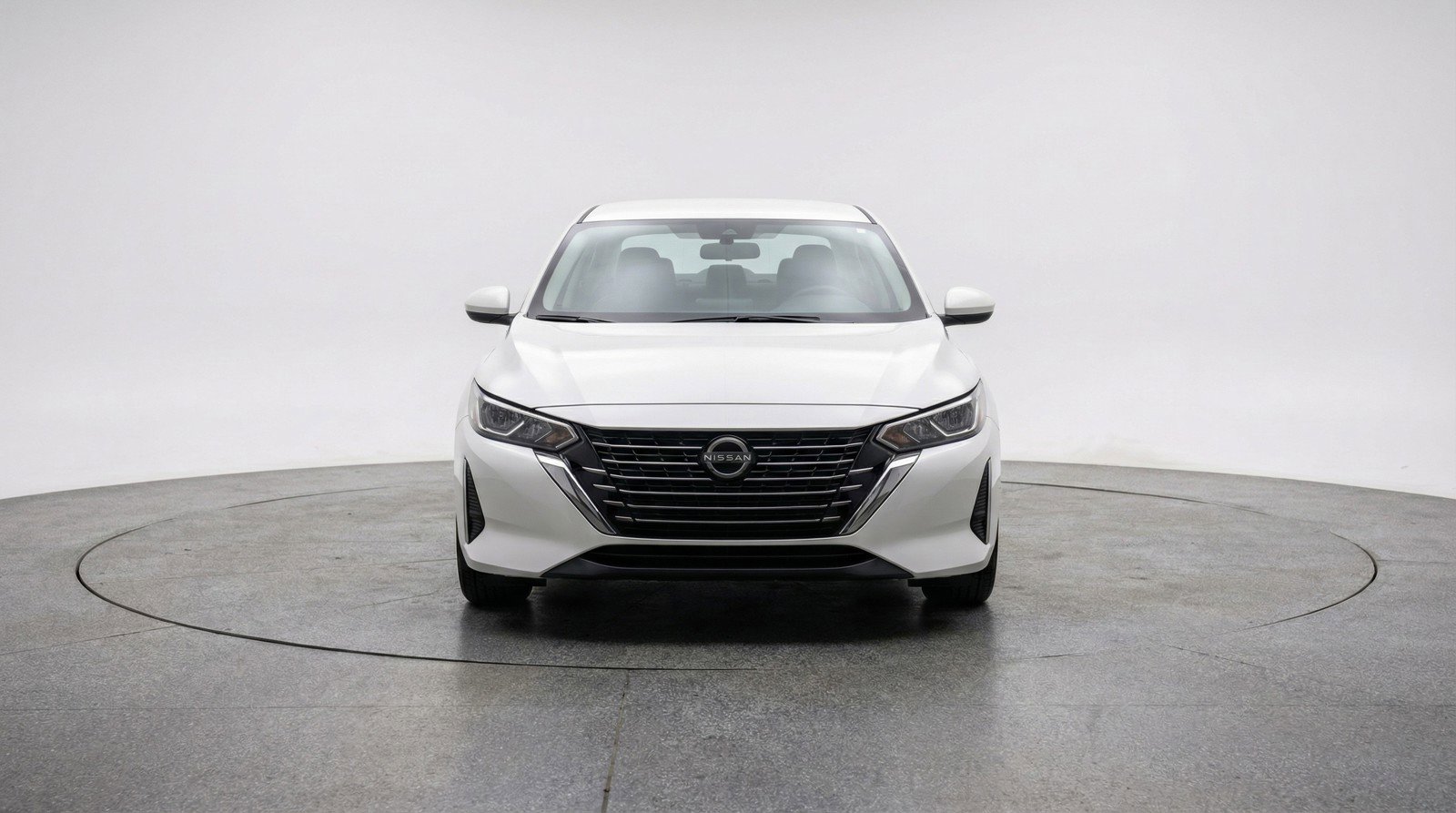 Used 2025 Nissan Sentra S FWD image 2