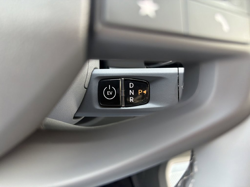 New 2027 Kia EV3 Wind FWD image 23