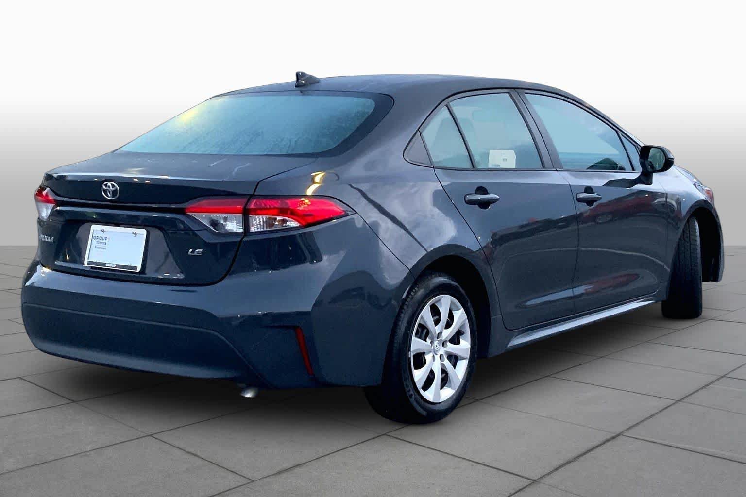Used 2024 Toyota Corolla LE FWD image 12