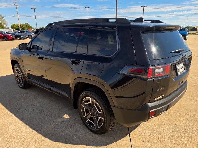 New 2027 Jeep Cherokee Laredo AWD/4WD image 9