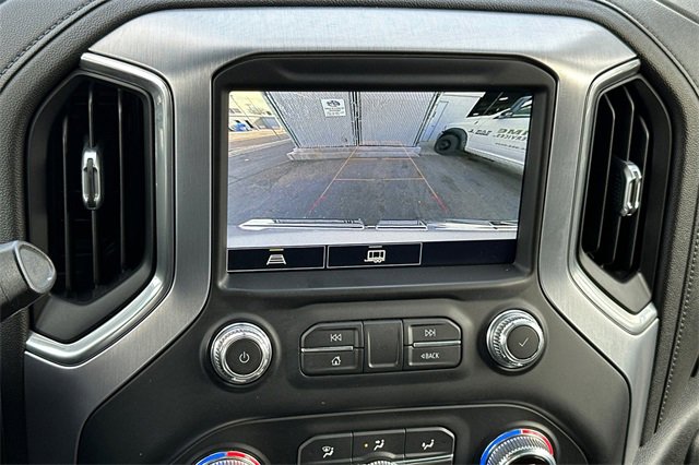 Used 2021 GMC Sierra 1500 Elevation w/ Preferred Package image 3