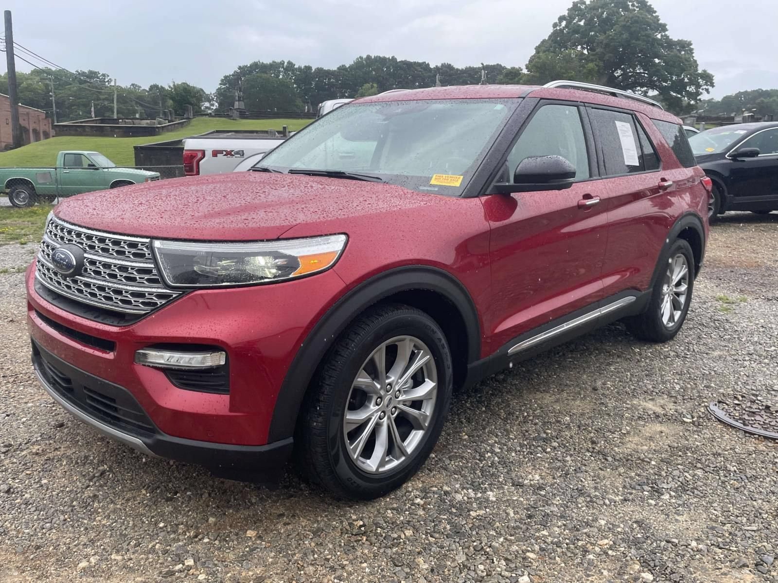 Used 2021 Ford Explorer Limited w/ Equipment Group 301A RWD image 10