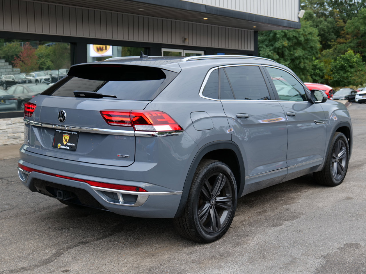 Used 2022 Volkswagen Atlas Cross Sport SEL R-Line image 71